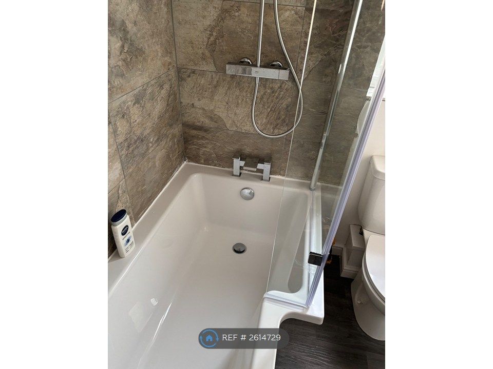 Property photo 3 of 3