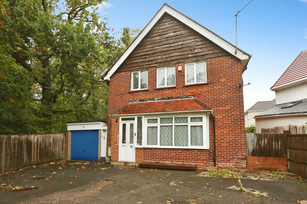Property photo 1 of 12