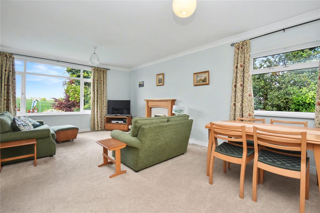 Property photo 2 of 14 Picture No. 09