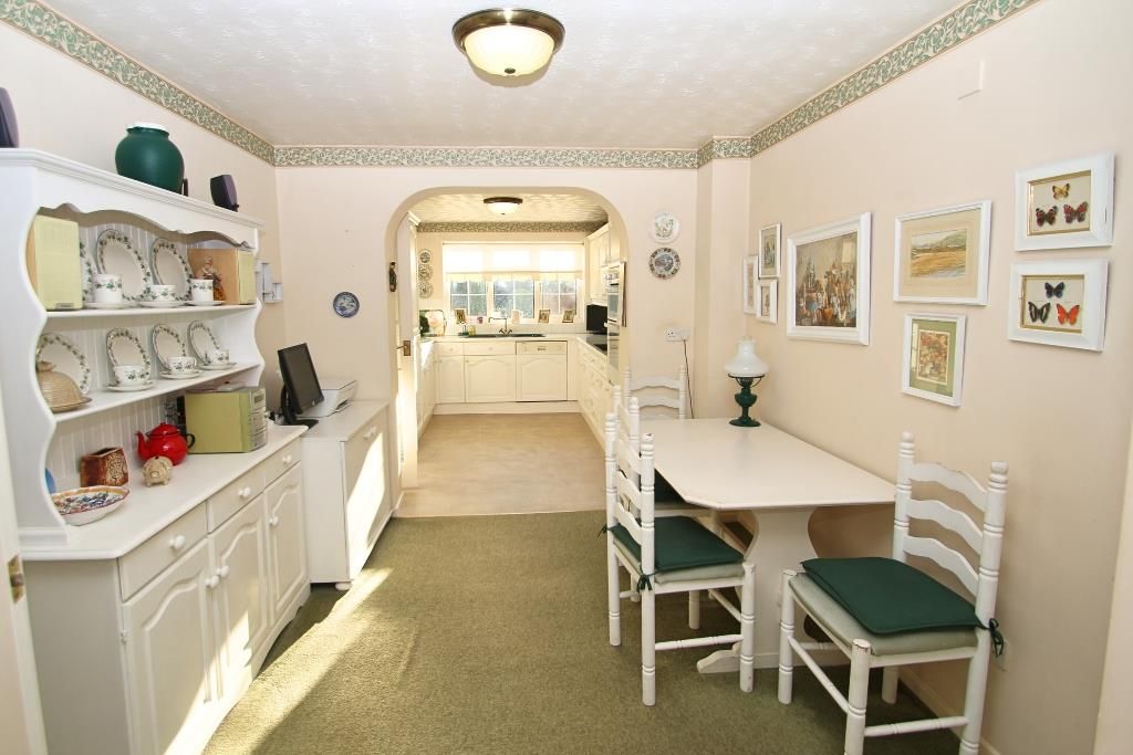 Property photo 3 of 18