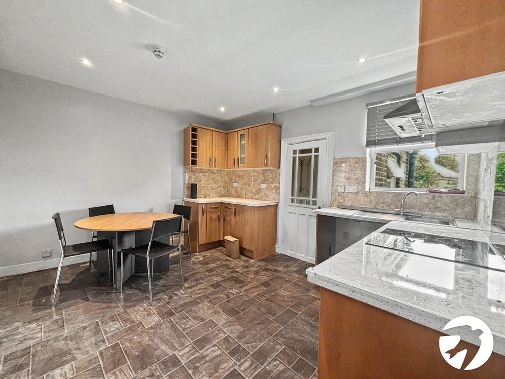 Property photo 1 of 10 Picture No. 02
