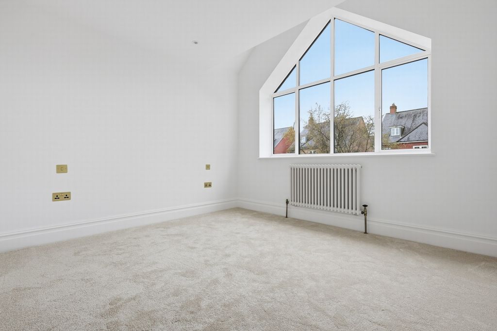 Additional image 20 of 4 bed detached house for saleThe Plain, Epping CM16