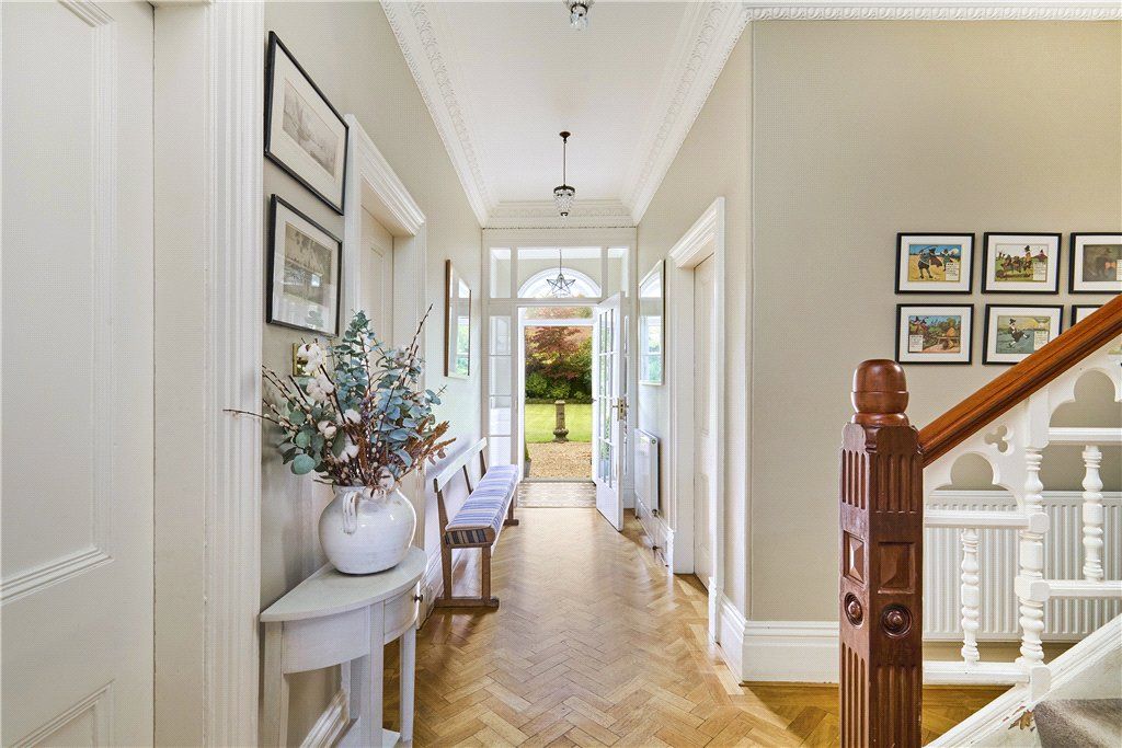 Property photo 2 of 14 Reception Hall