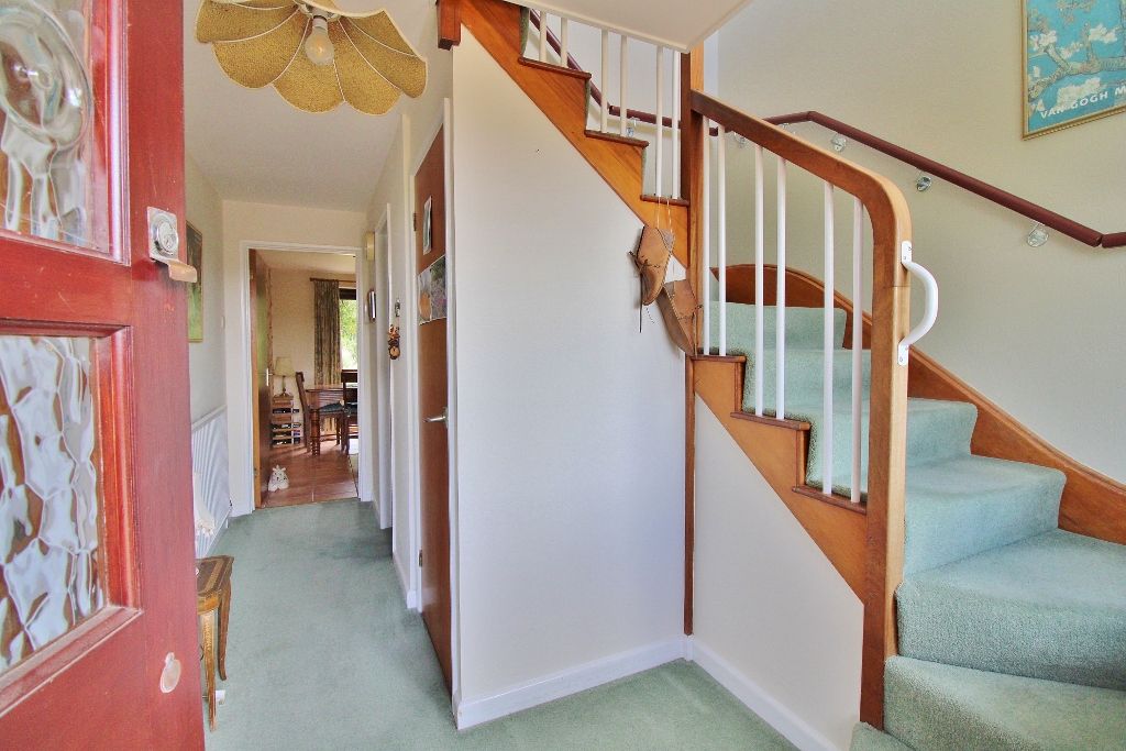 Property photo 2 of 35