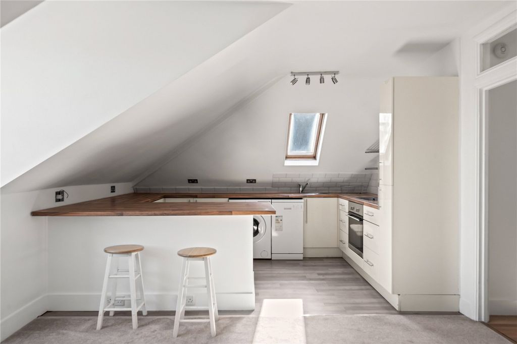 Property photo 2 of 7 Picture No. 04