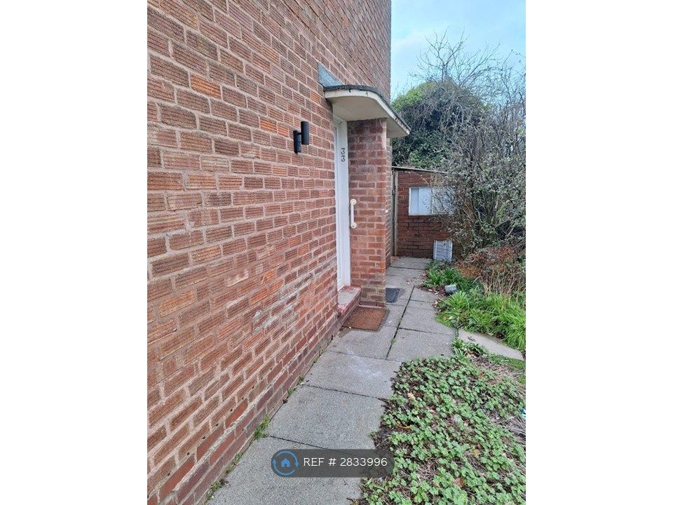 Property photo 2 of 9 Access