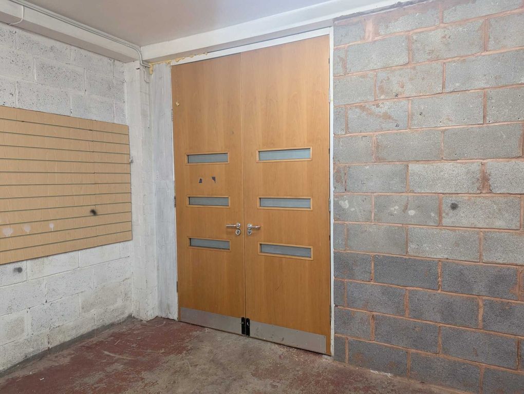 Property photo 3 of 4