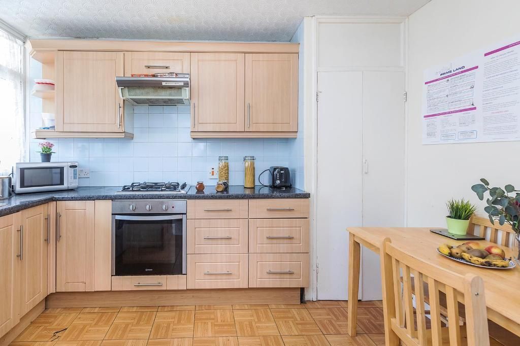 Property photo 3 of 16 Photo 3