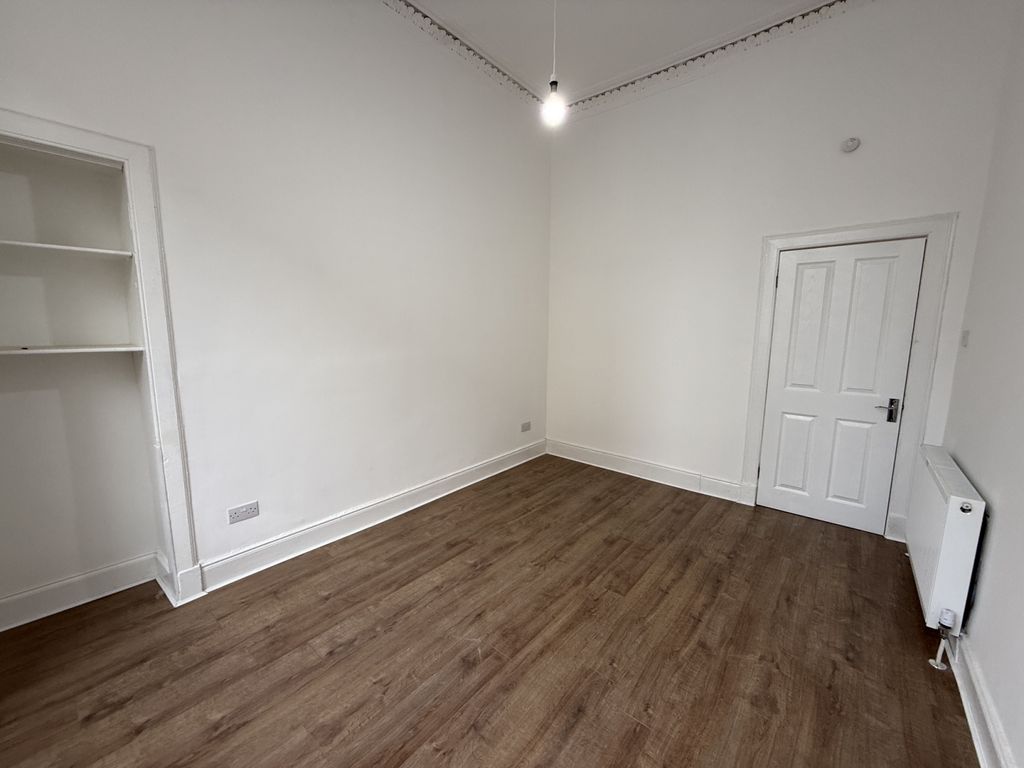 Property photo 3 of 9 Gallery