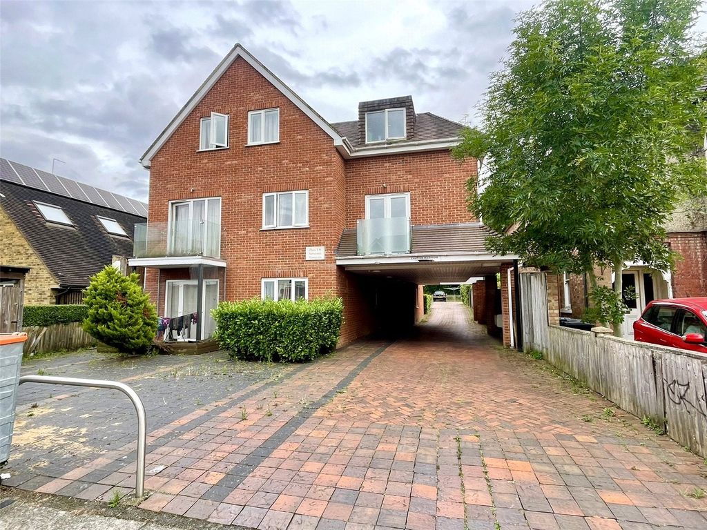 Property photo 1 of 6 Picture No. 14