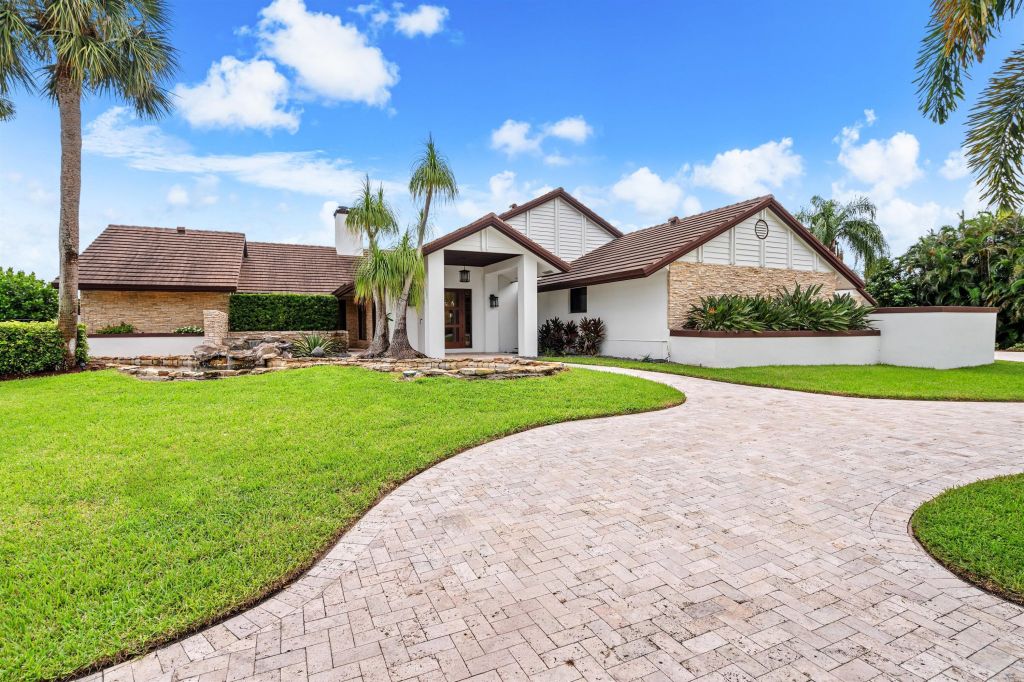 Property photo 3 of 10 <Alttext/>