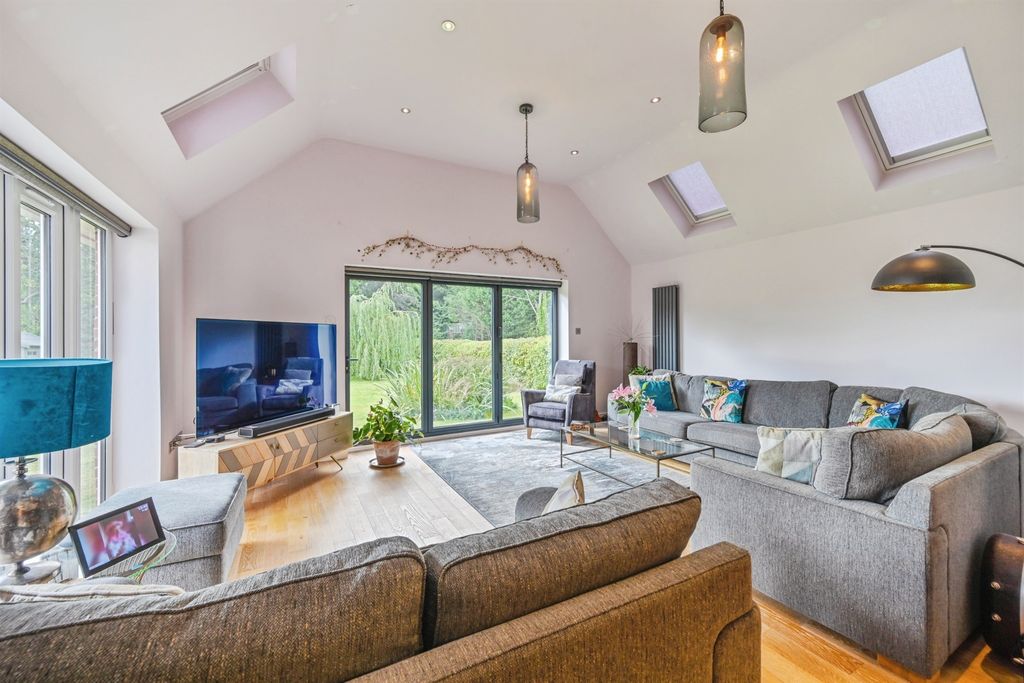 Additional image 10 of 4 bed detached house for saleStation Road, Mickleover, Derby DE3