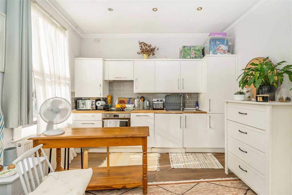 Property photo 2 of 4