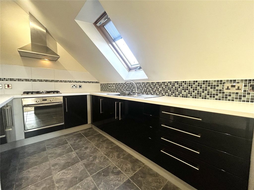 Property photo 3 of 10 Picture No. 20
