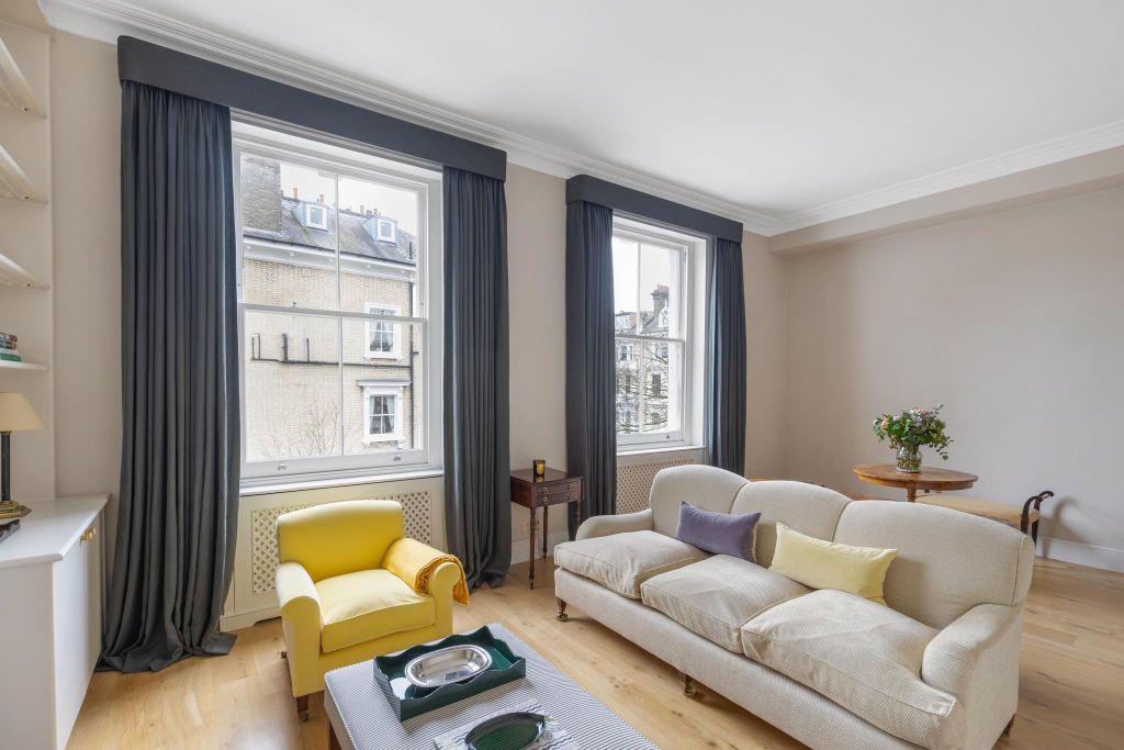 Property photo 3 of 18 Image