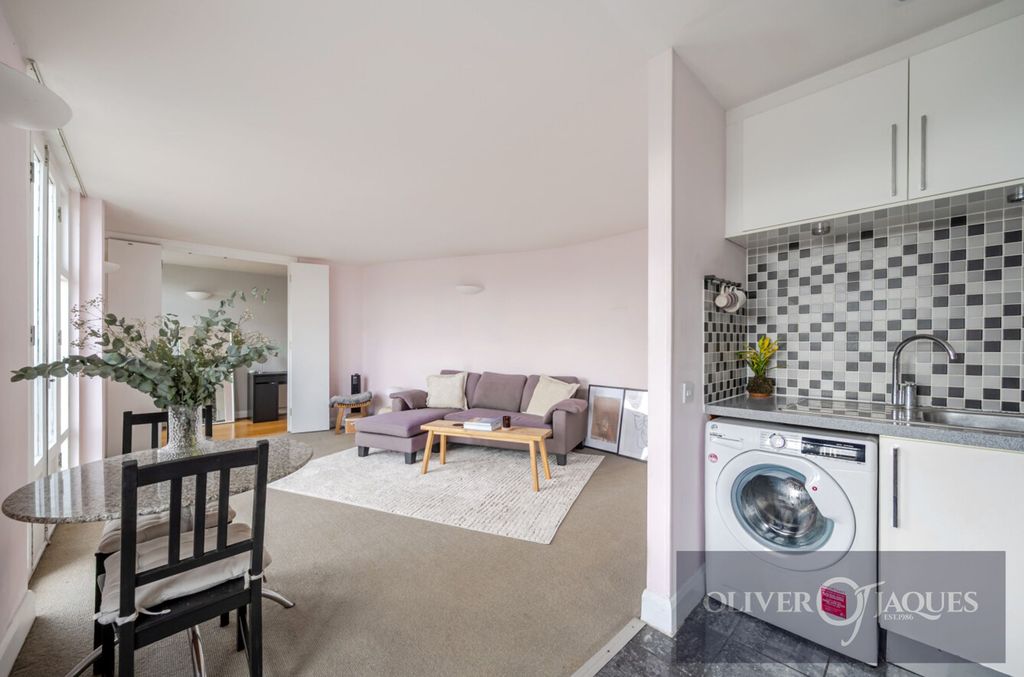 Property photo 3 of 21