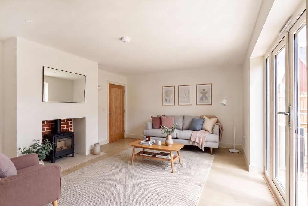 Property photo 3 of 13 Alternative Option Of An Internal Layout.