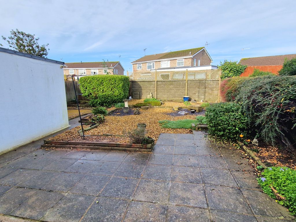 Property photo 2 of 21