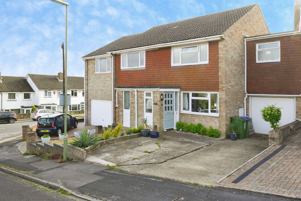 Property photo 1 of 23