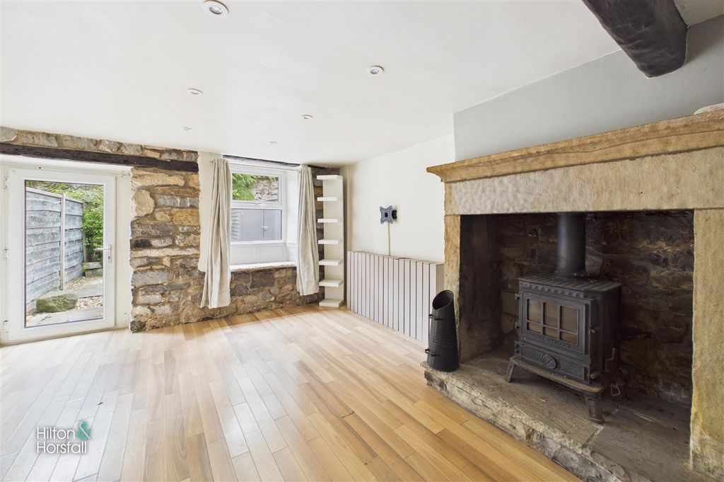 Property photo 2 of 15 Bank House Cottages
