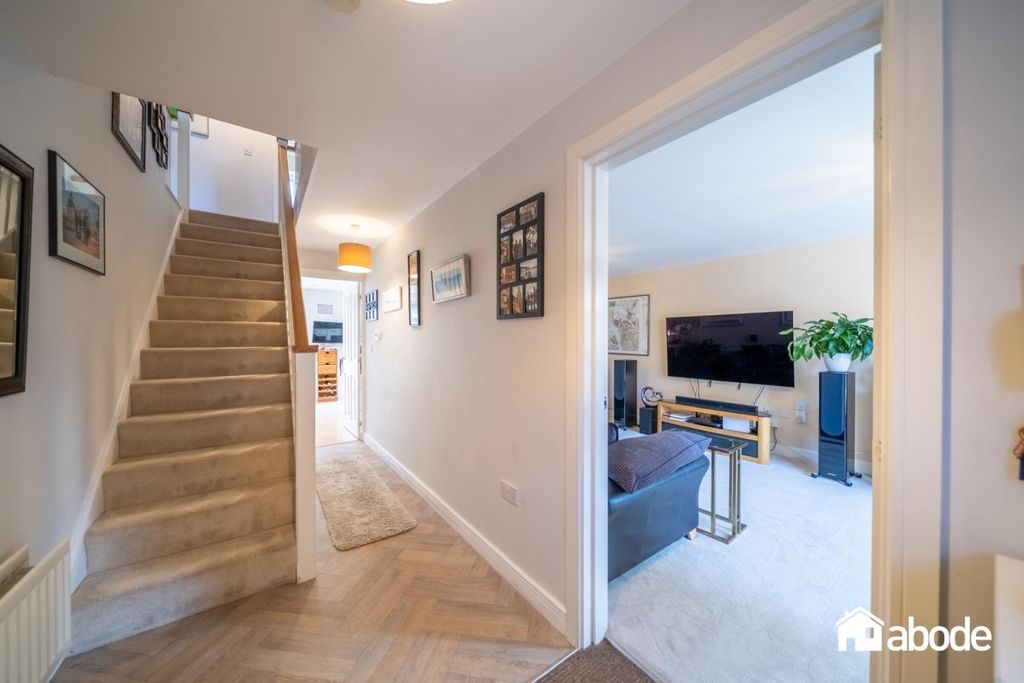 Property photo 2 of 34 Dsc04238-Hdr.Jpg