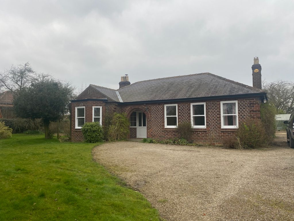 Property photo 1 of 21