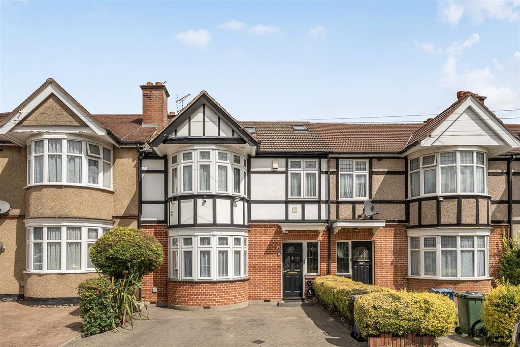 Property photo 1 of 23 Prestwood Avenue