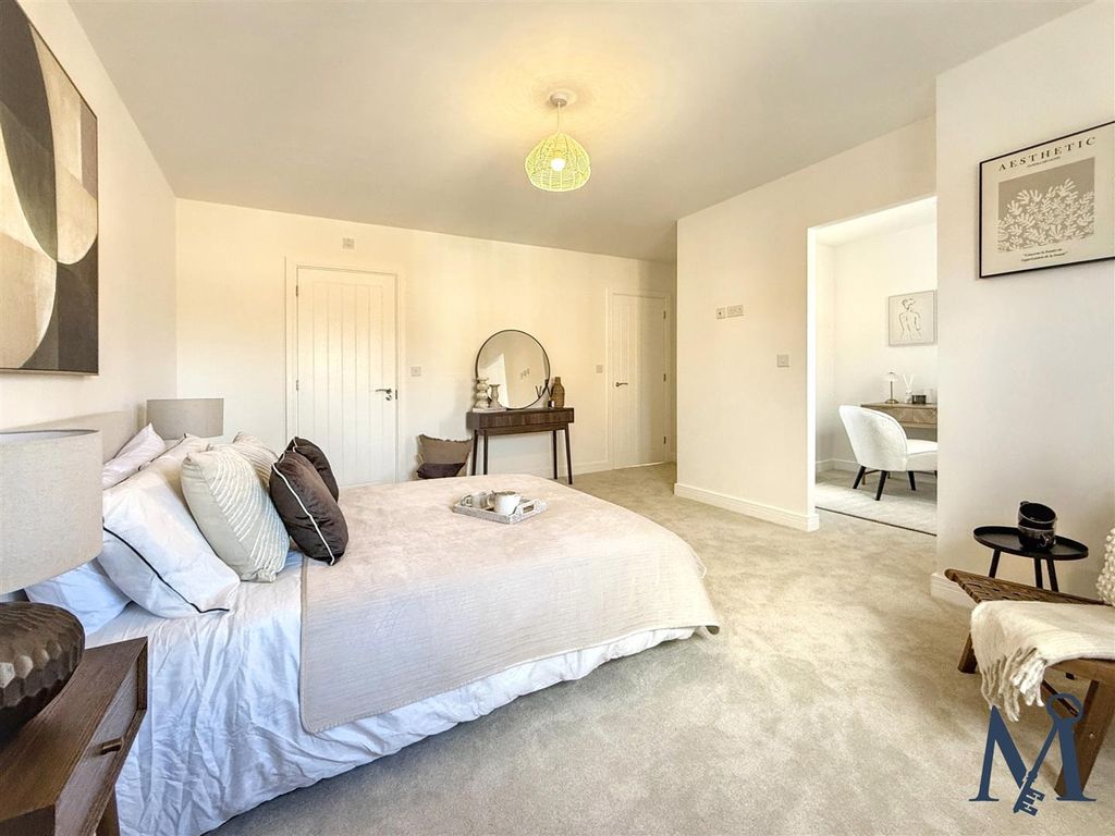 Property photo 2 of 29 Master Bedroom