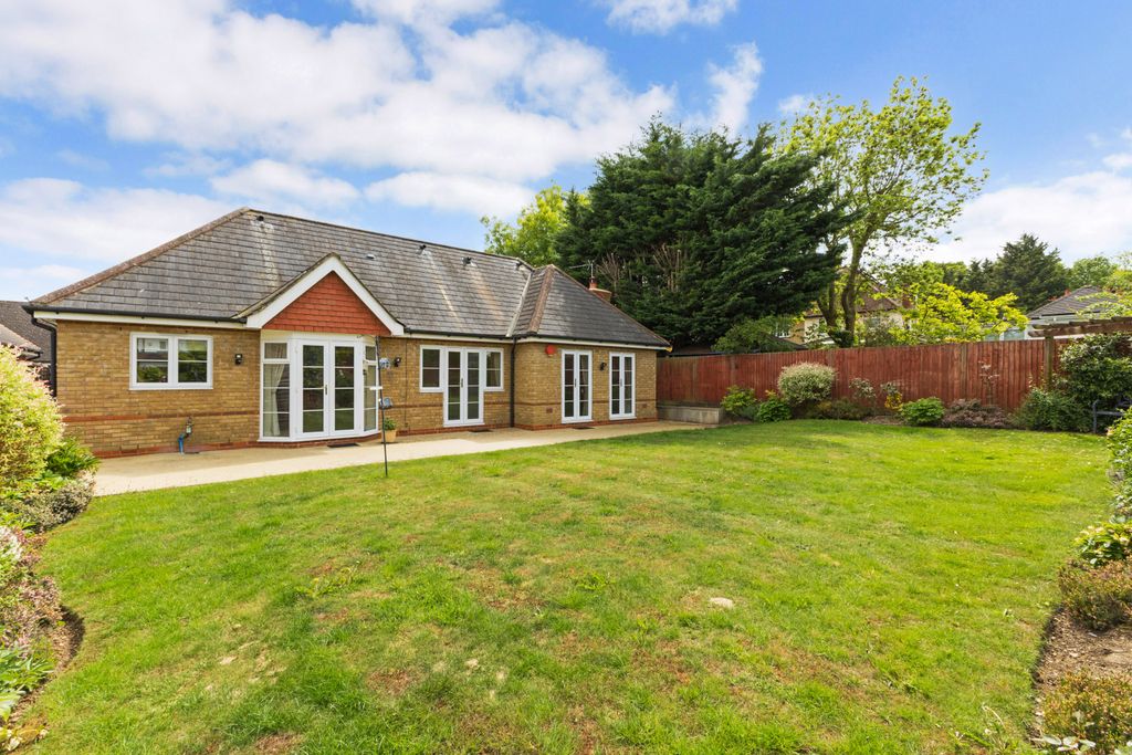 Property photo 2 of 19
