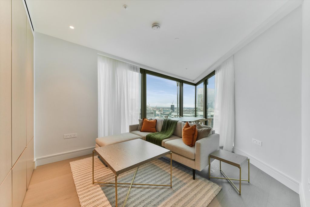 Property photo 1 of 12 Image