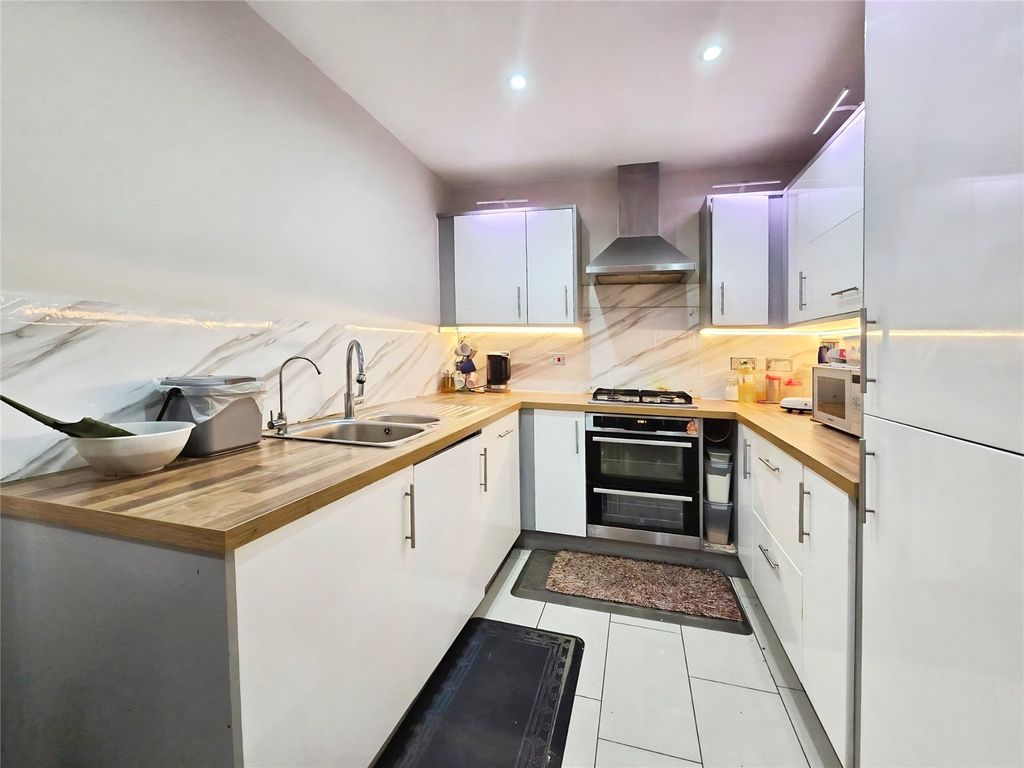 Property photo 3 of 12 Picture No. 07