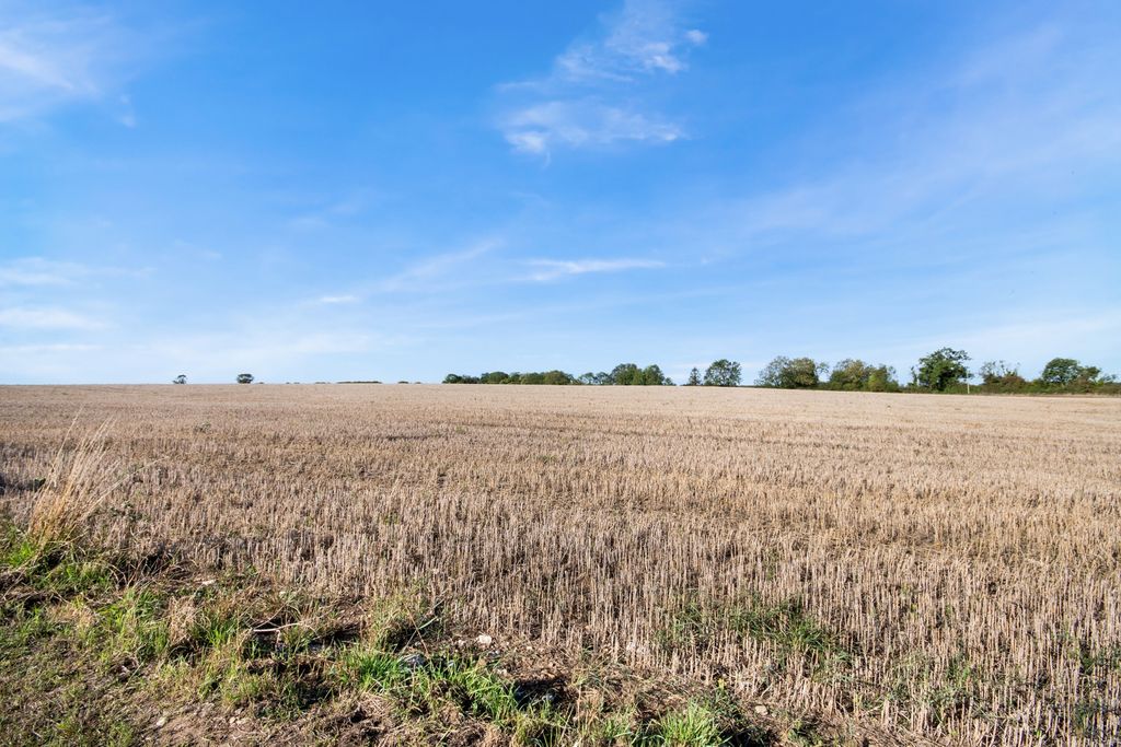 Property photo 2 of 10 Estate Agents Ewemove Scunthorpe - Open Countrysid