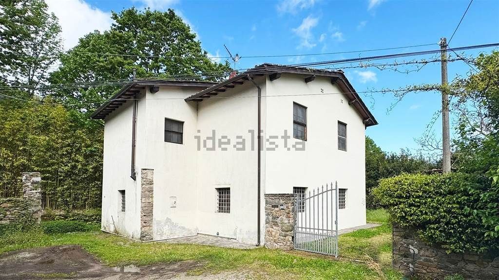 Property photo 1 of 30