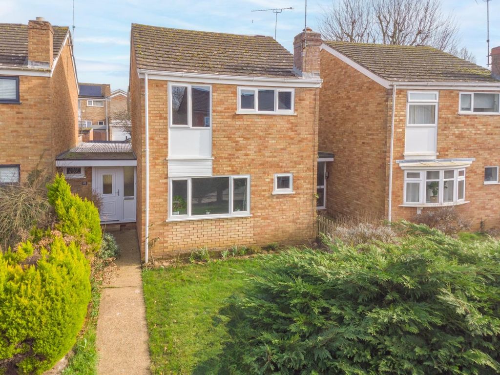 Property photo 1 of 18