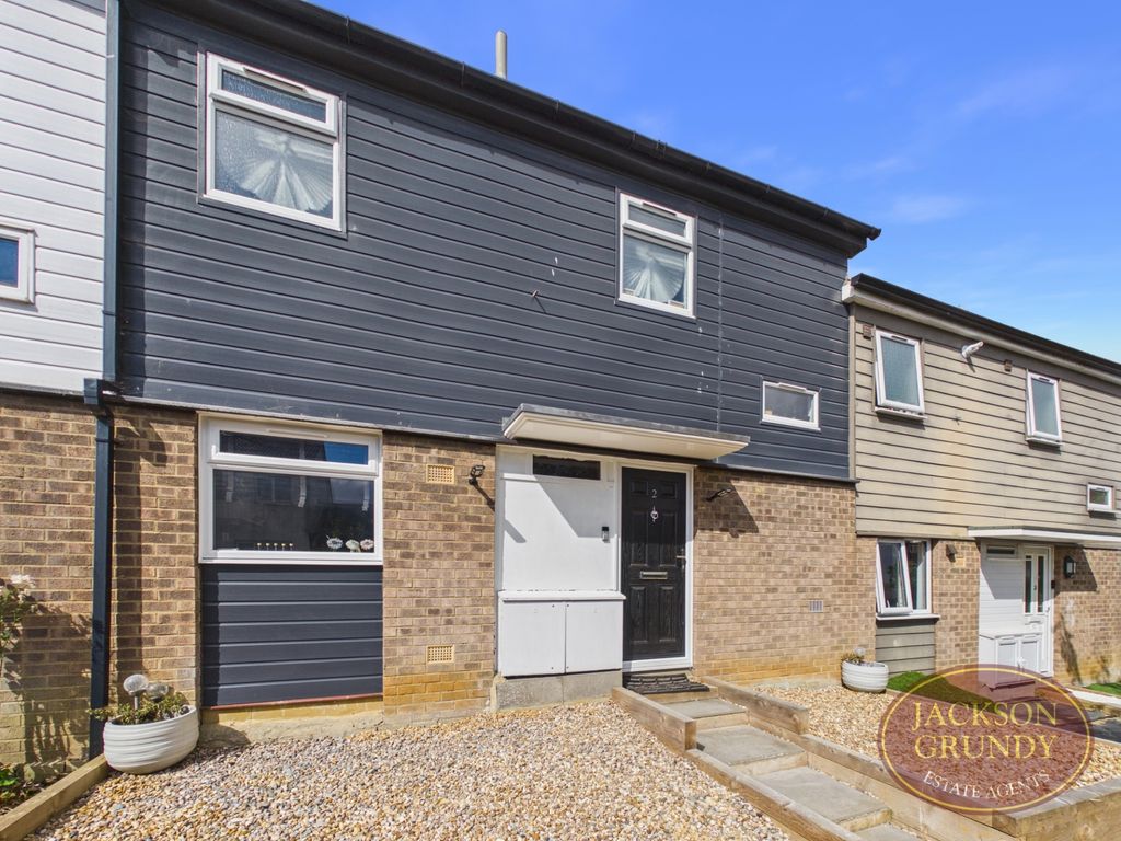 Property photo 1 of 16 Lower Meadow Court