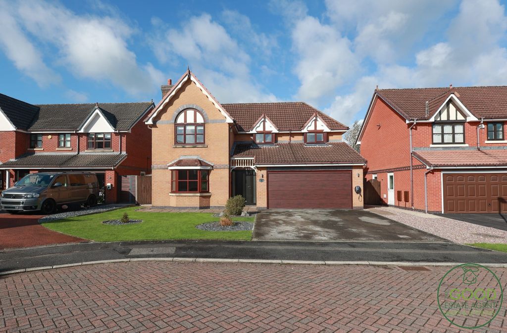 Property photo 1 of 36