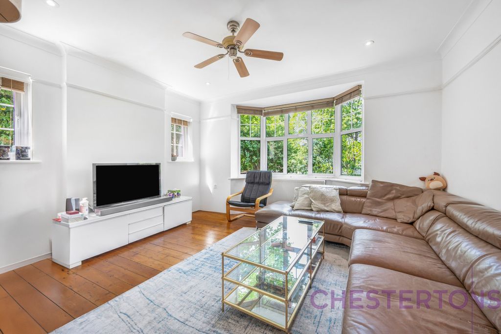 Property photo 1 of 24