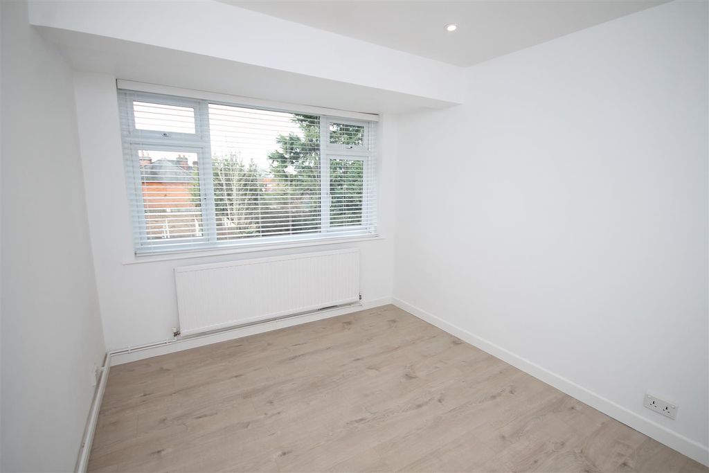 Additional image 5 of 2 bed maisonette for saleRussell Court, Leatherhead KT22