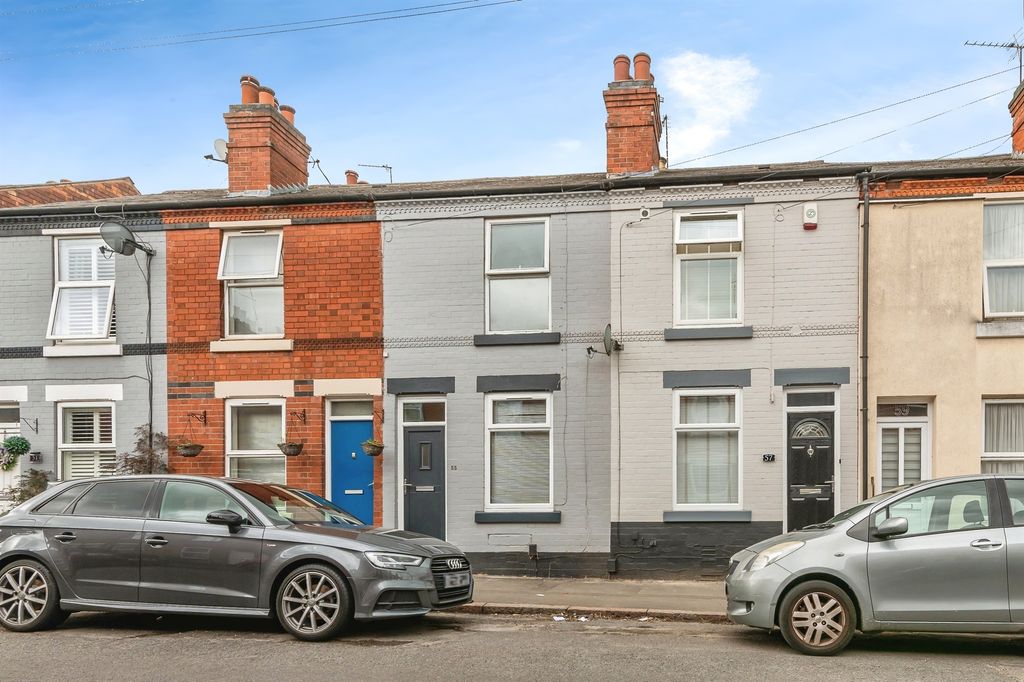 Property photo 1 of 17