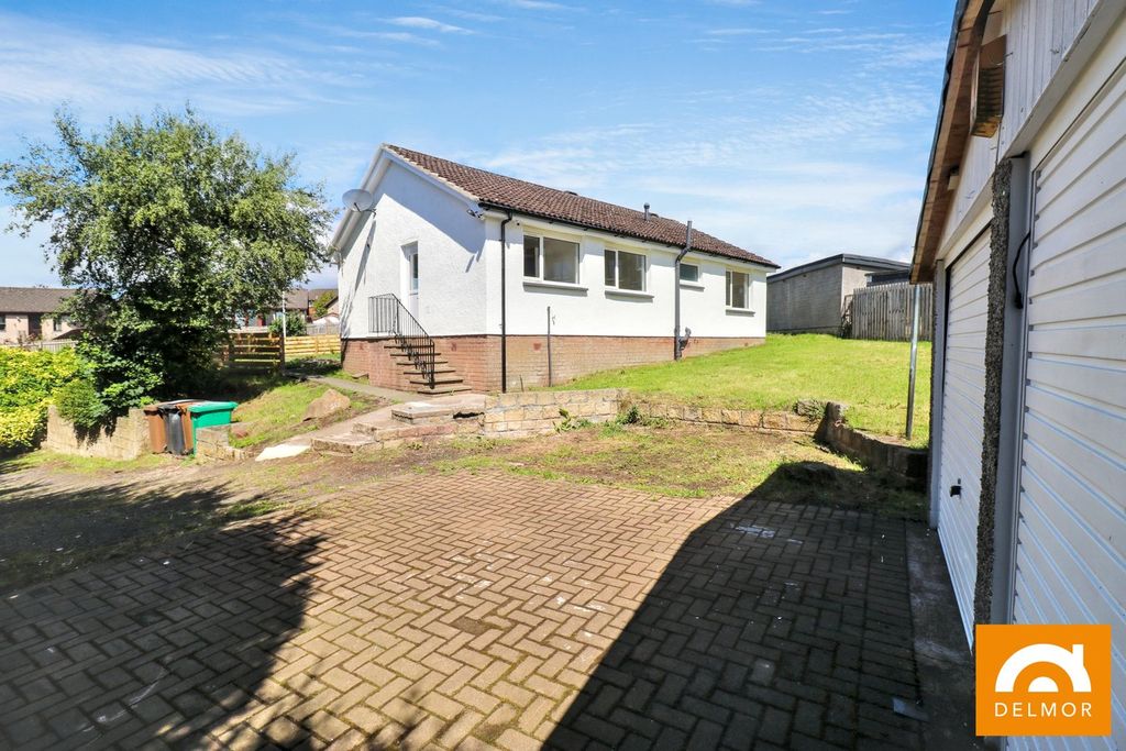Property photo 3 of 22 Rear