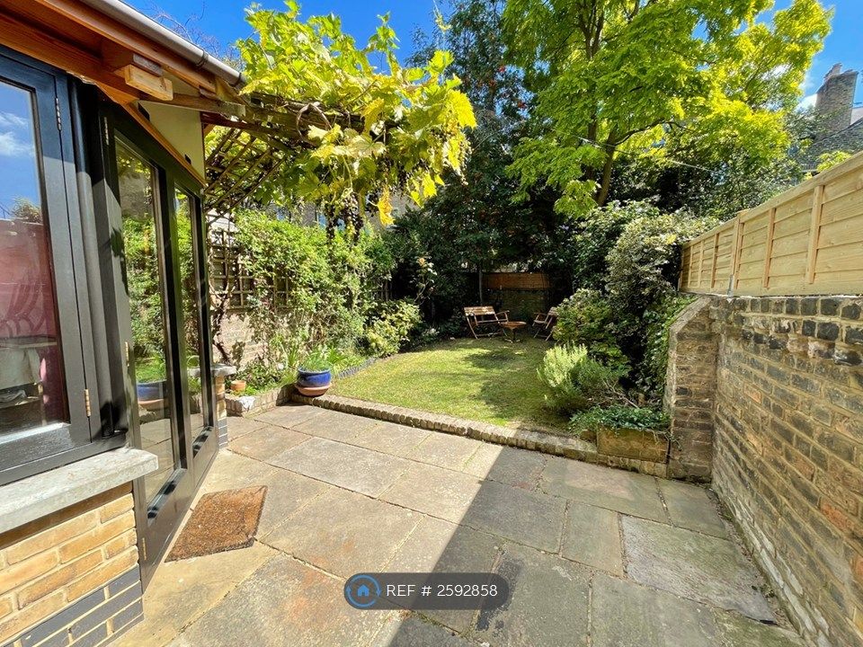 Property photo 2 of 35 Garden
