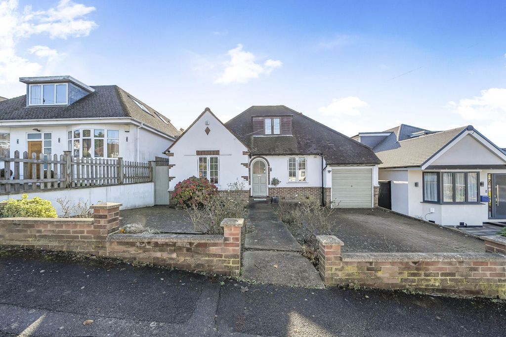 Property photo 1 of 11