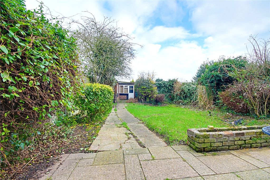 Property photo 1 of 17 Picture No. 15