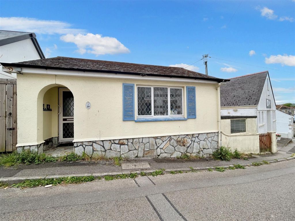 Property photo 1 of 28