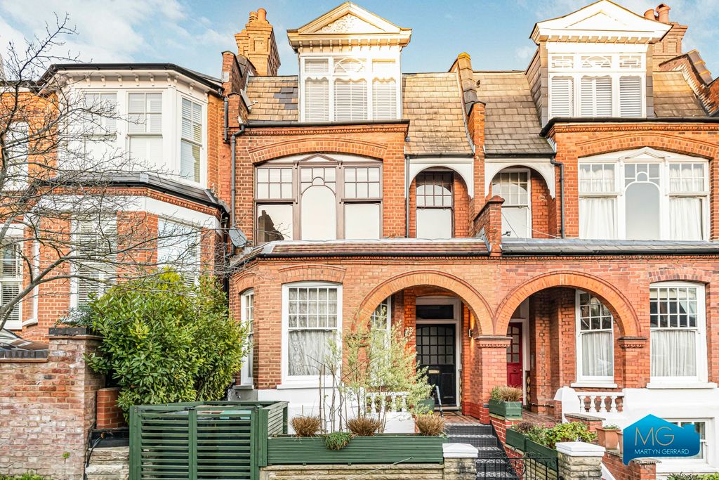 Property photo 2 of 21 Picture No. 20