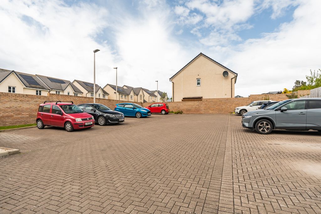 Additional image 14 of 2 bed flat for sale4/1 Bowbridge Crescent, Edinburgh EH17
