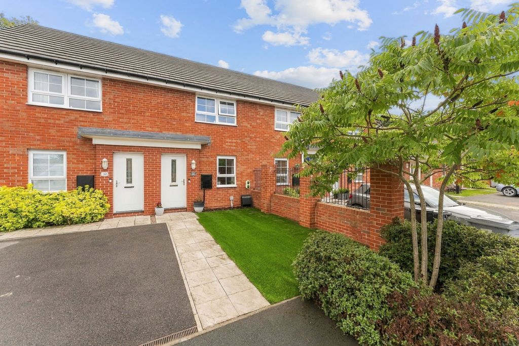 Property photo 1 of 37