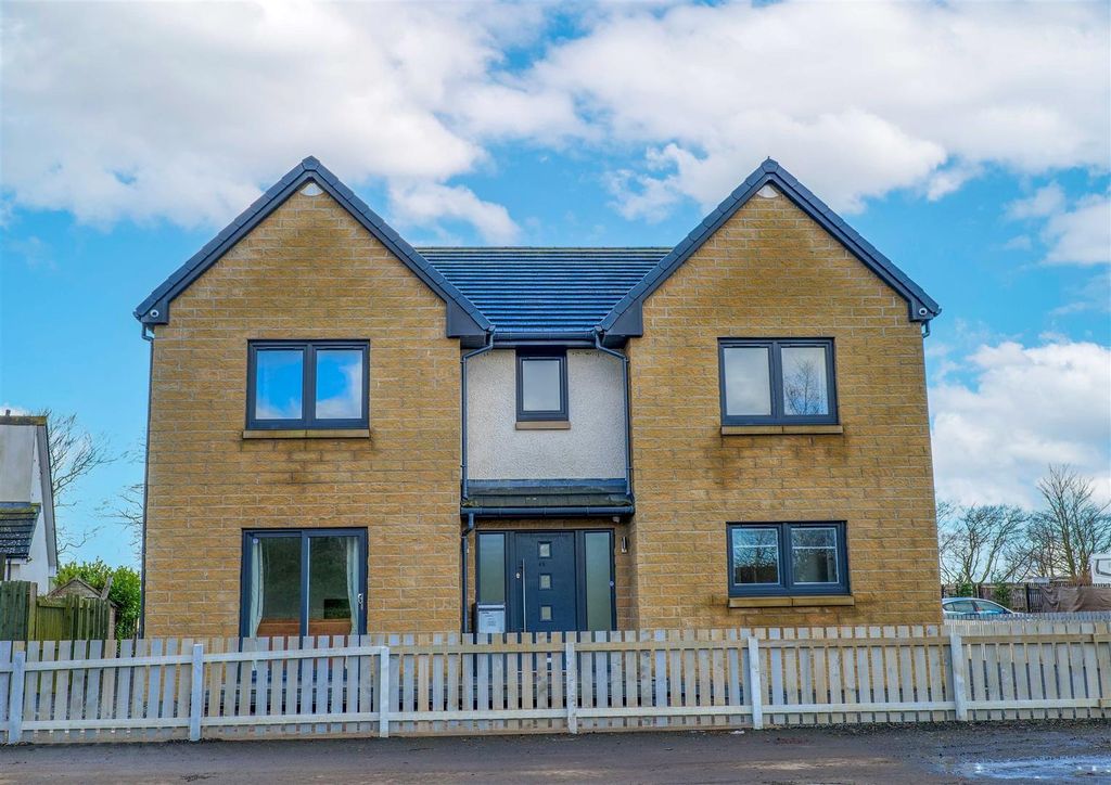Property photo 1 of 25 1