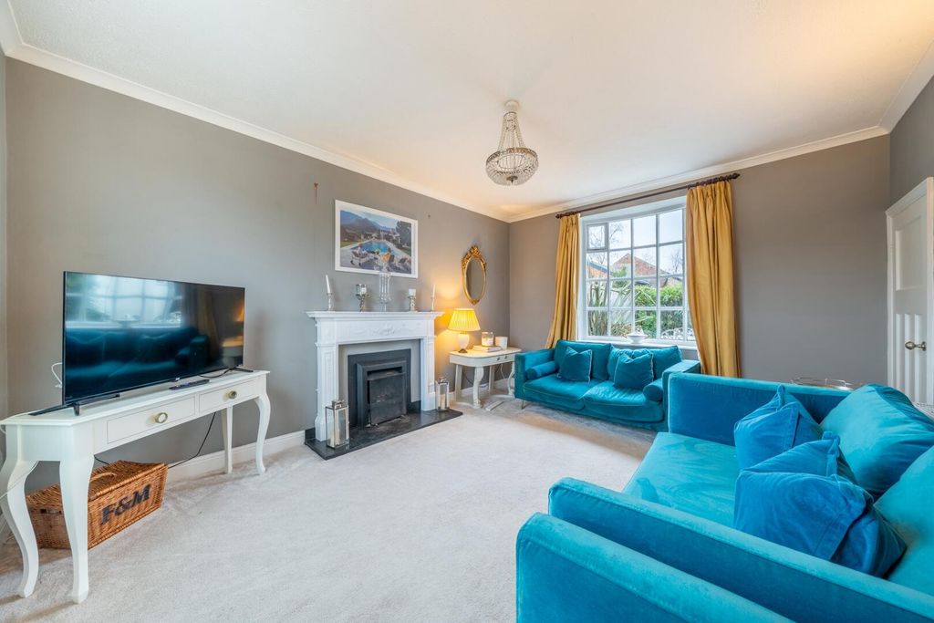 Property photo 3 of 15 Living Room