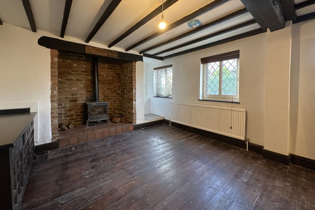 Property photo 3 of 17 Photo 8